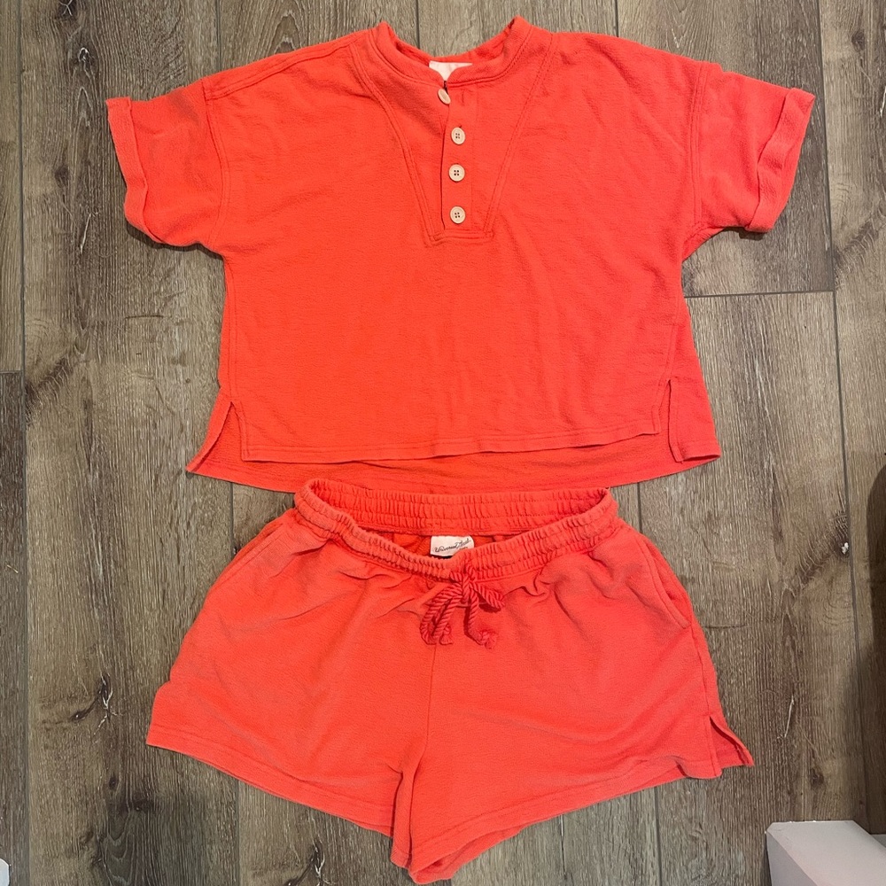 Universal Thread terry cloth set
